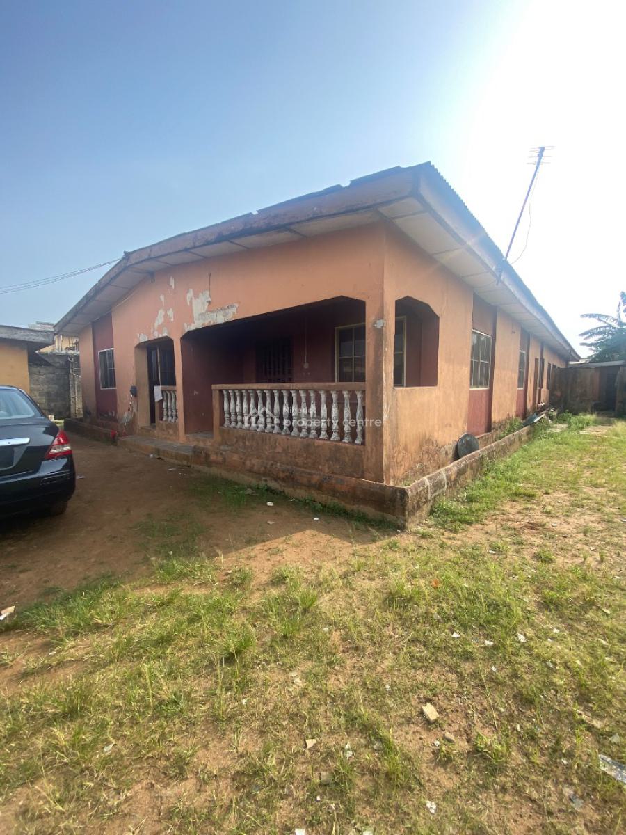 3 Bedroom Bungalow, Alowonle,, Akesan, Alimosho, Lagos, Detached Bungalow for Sale