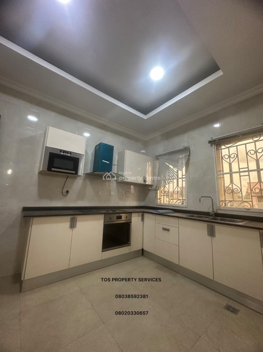 3 Bedroom Penthouse, Lekki Phase 1, Lekki, Lagos, Flat / Apartment for Rent