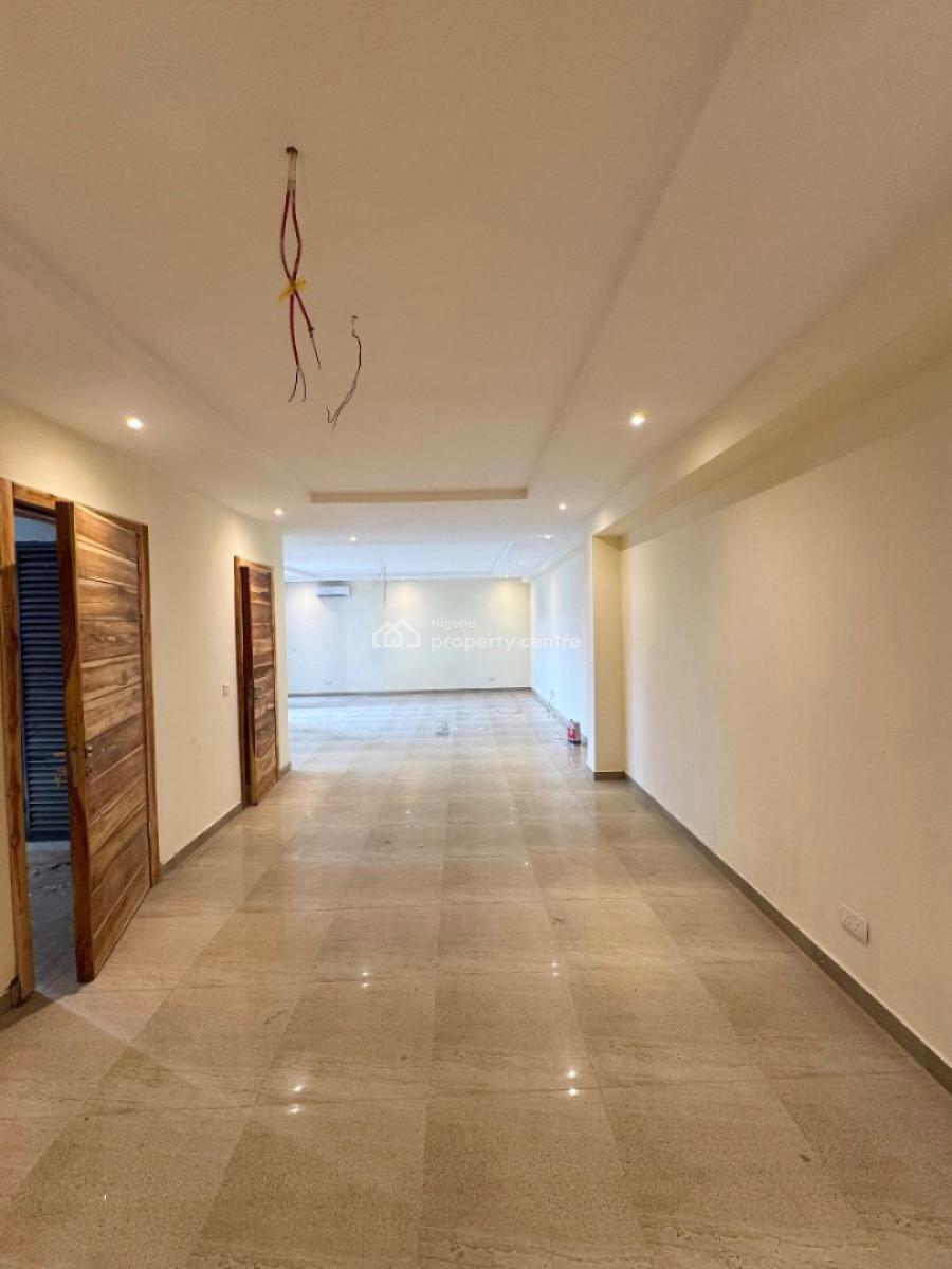 Swanky 2 Bedroom Apartment with Bq in a Serviced Estate, Off Admiralty Way, Lekki Phase 1, Lekki, Lagos, Flat / Apartment for Rent