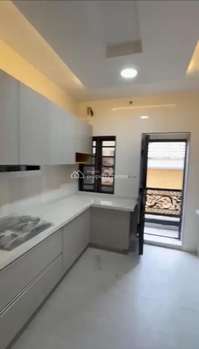 2 Bed Flat + Bq, Lekki Phase 1 Freedom Way Ask Bencom Homes, Lekki Phase 1, Lekki, Lagos, Flat / Apartment for Sale