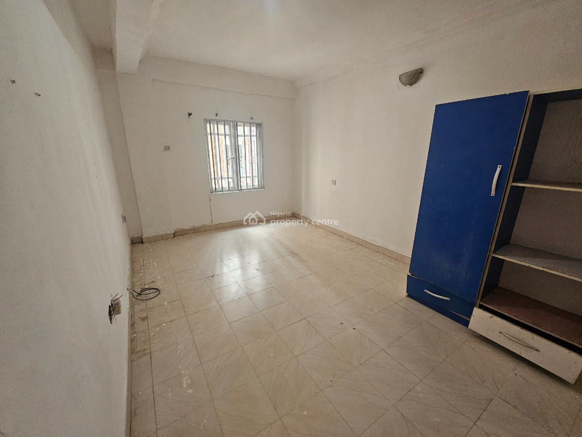 2-bedroom Apartment, Off Freedom Way, Lekki Phase 1, Lekki, Lagos, Flat / Apartment for Rent