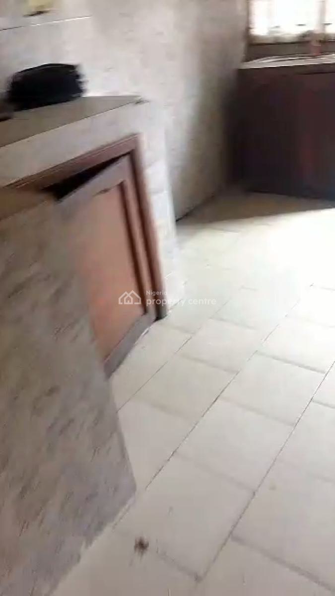 Lovely Ground Floor 2 Bedroom Apartment, Ogba - Agege Road, Via Guinness / Akilo, Ogba, Ikeja, Lagos, Flat / Apartment for Rent