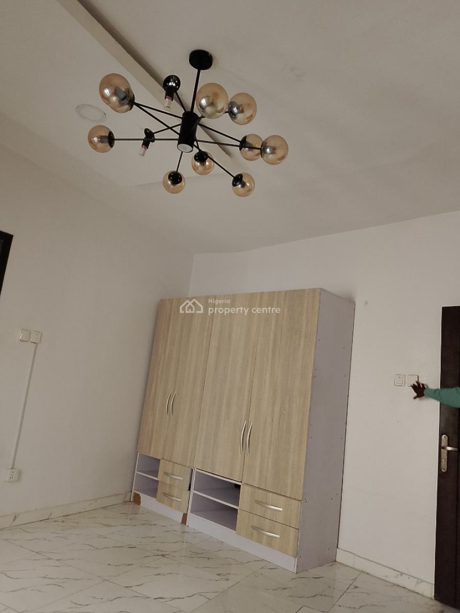 2 Bedroom Apartment, Ologolo, Lekki, Lagos, Flat / Apartment for Rent