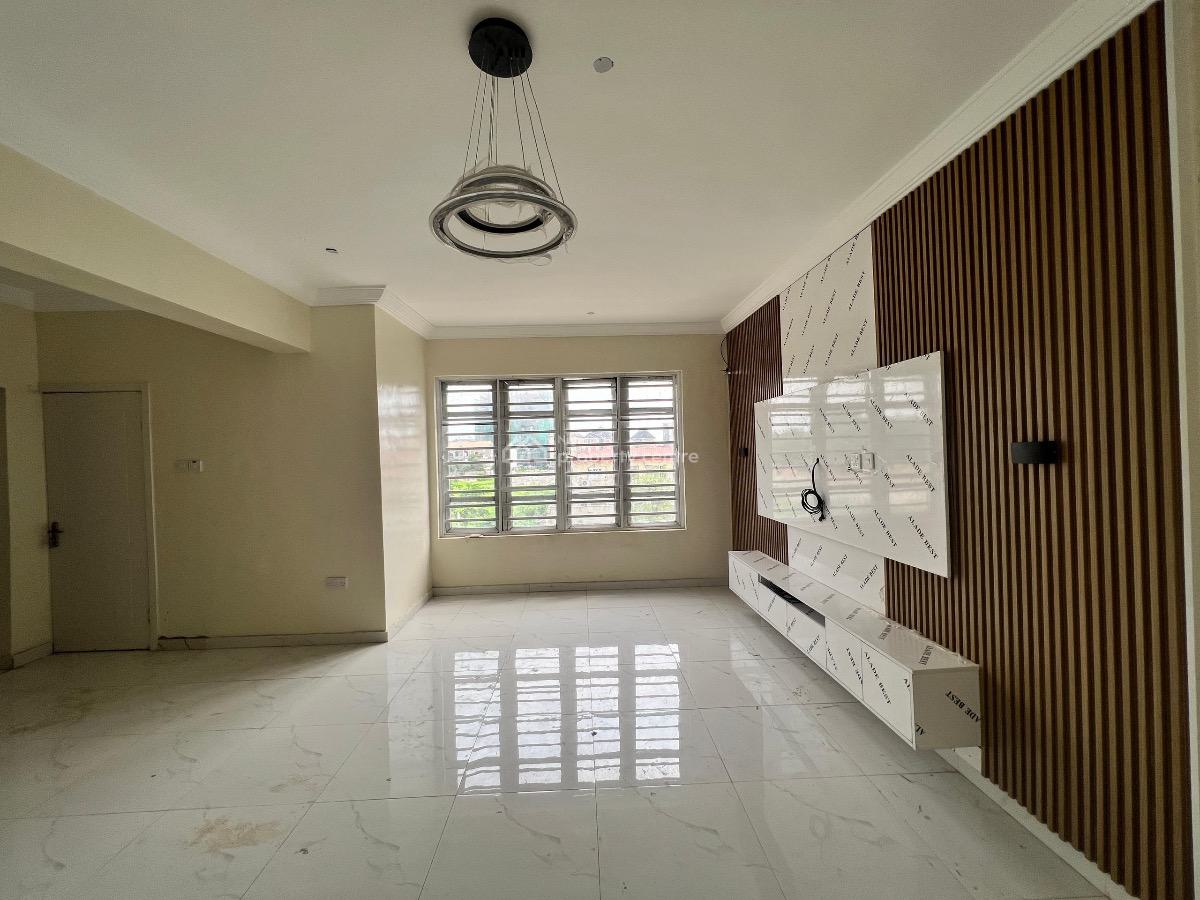 Newly Built 3 Bedroom Apartment, Panti Street, Adekunle, Yaba, Lagos, Flat / Apartment for Sale