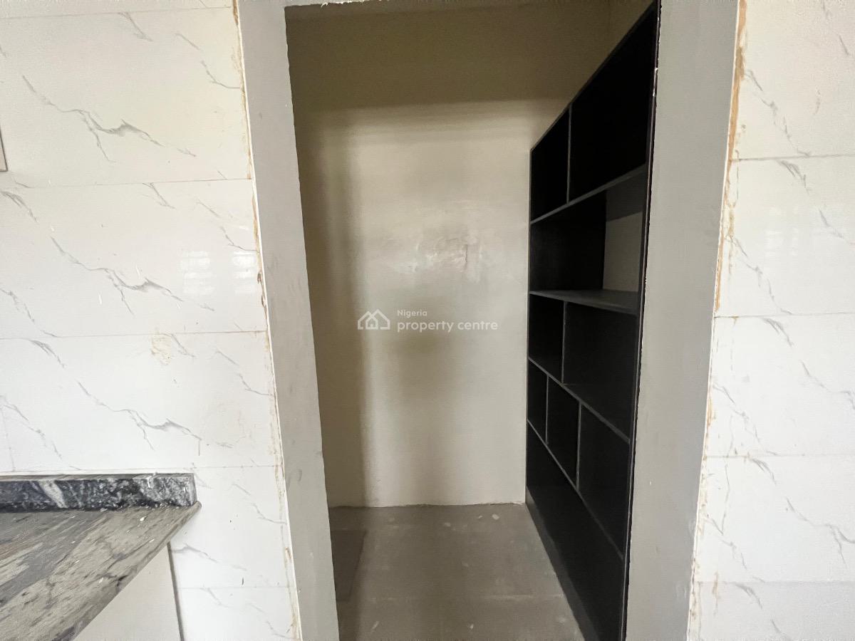 Newly Built 3 Bedroom Apartment, Panti Street, Adekunle, Yaba, Lagos, Flat / Apartment for Sale