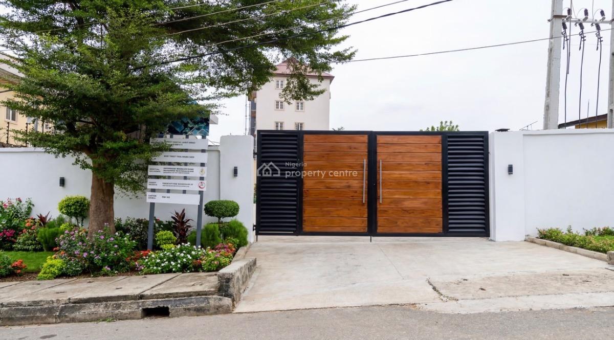 Newly Built 3 Bedroom Apartment, Panti Street, Adekunle, Yaba, Lagos, Flat / Apartment for Sale