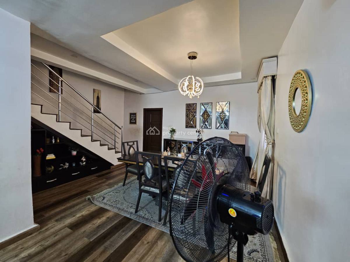 Exquisite 4 Bedroom Semi-detached Duplex, Chevron Drive, Lekki Phase 2, Lekki, Lagos, Semi-detached Duplex for Sale