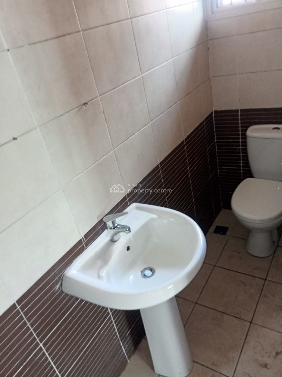 Lovely & Newly Renovated 3 Bedroom Flat Apartment, Harmony Estate, Gra Phase 1, Magodo, Lagos, Flat / Apartment for Rent