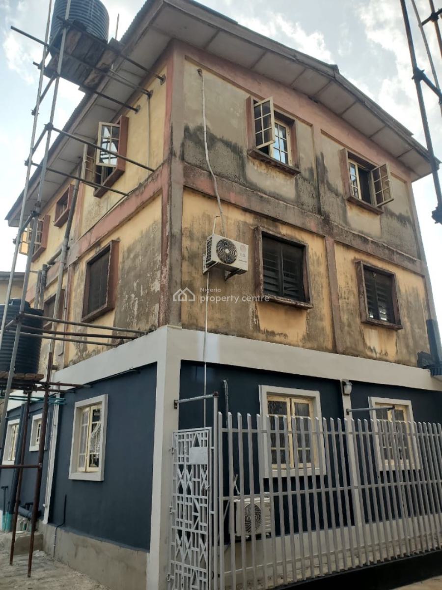 Three (3) Bedroom Flat, Lsdpc Ojokoro Housing Estate, Meiran, Ojokoro, Ifako-ijaiye, Lagos, Flat / Apartment for Sale