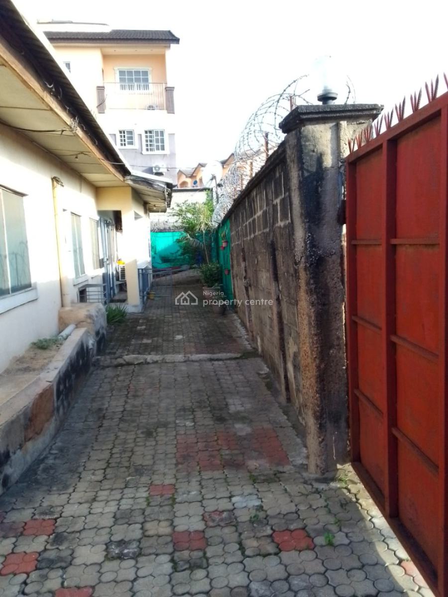 a Demolishable Bungalow, Mende, Maryland, Lagos, Land for Sale