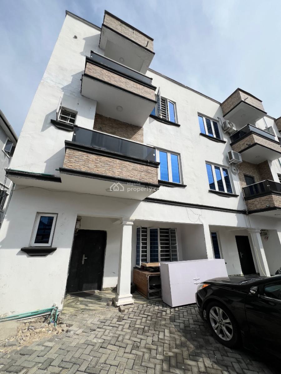 Super-massive Master Studio Apartment in a Secure Court, Osapa London Estate, Osapa, Lekki, Lagos, Self Contain (single Rooms) for Rent