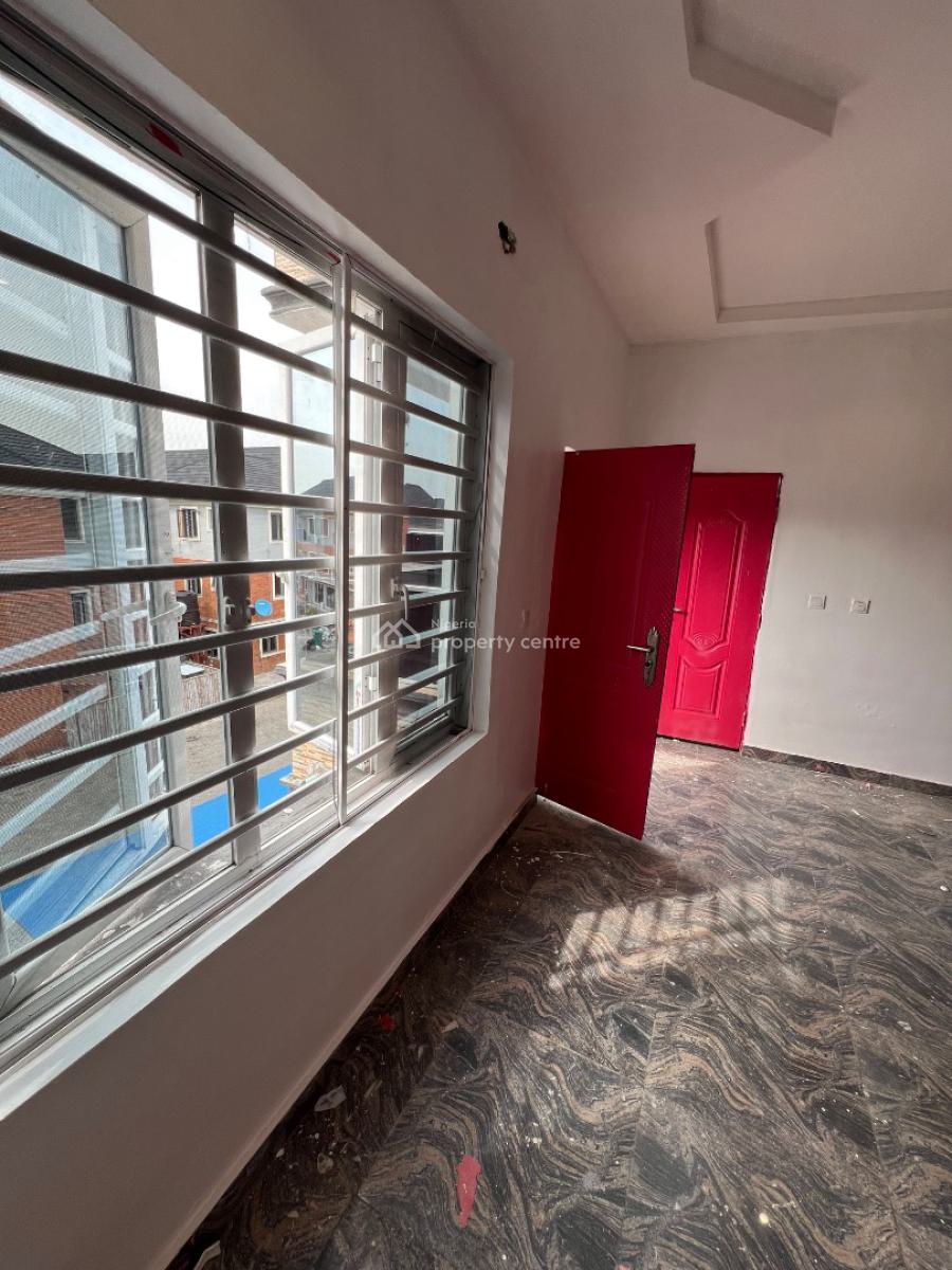 Super-massive Master Studio Apartment in a Secure Court, Osapa London Estate, Osapa, Lekki, Lagos, Self Contain (single Rooms) for Rent