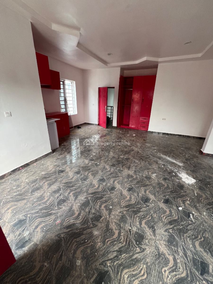 Super-massive Master Studio Apartment in a Secure Court, Osapa London Estate, Osapa, Lekki, Lagos, Self Contain (single Rooms) for Rent