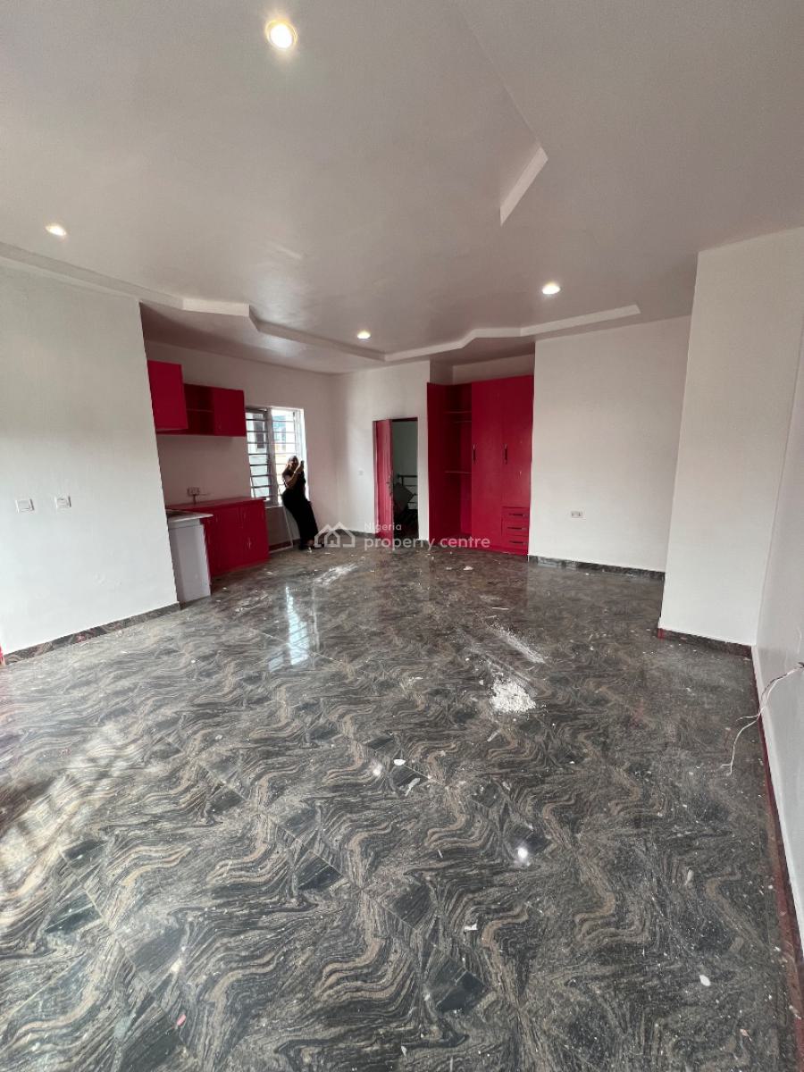 Super-massive Master Studio Apartment in a Secure Court, Osapa London Estate, Osapa, Lekki, Lagos, Self Contain (single Rooms) for Rent