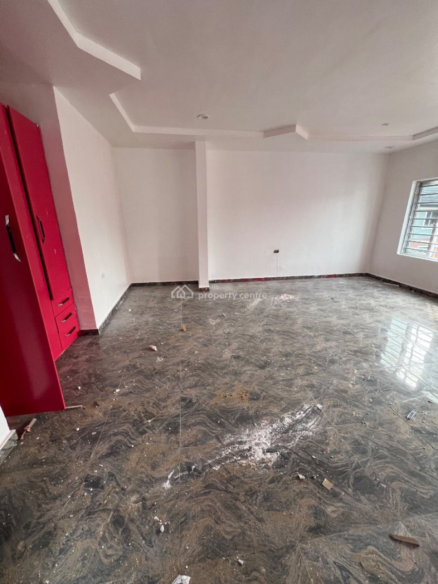 Super-massive Master Studio Apartment in a Secure Court, Osapa London Estate, Osapa, Lekki, Lagos, Self Contain (single Rooms) for Rent