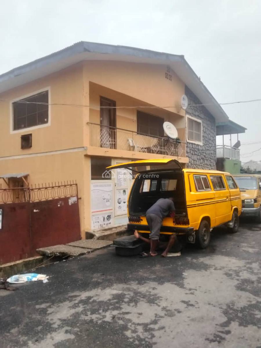 Prime Investment Opportunity: Multistory Block of Flats on 550sqm Plot, Dada Street, Bariga, Shomolu, Lagos, Block of Flats for Sale
