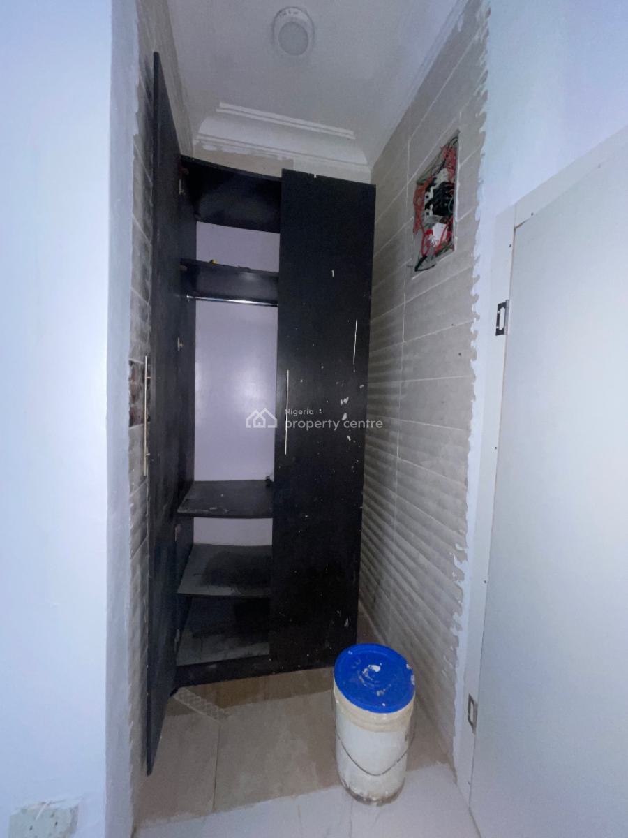 a Spacious Room and Parlor, Paradise Estate, Chevron Drive, Lekki, Lagos, Mini Flat (room and Parlour) for Rent