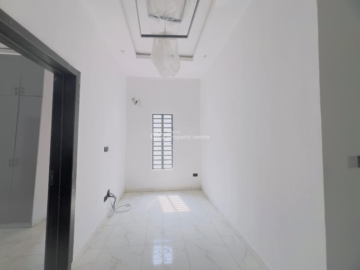 5 Bedroom Detached Duplex with Bq, Osapa, Lekki, Lagos, Detached Duplex for Sale