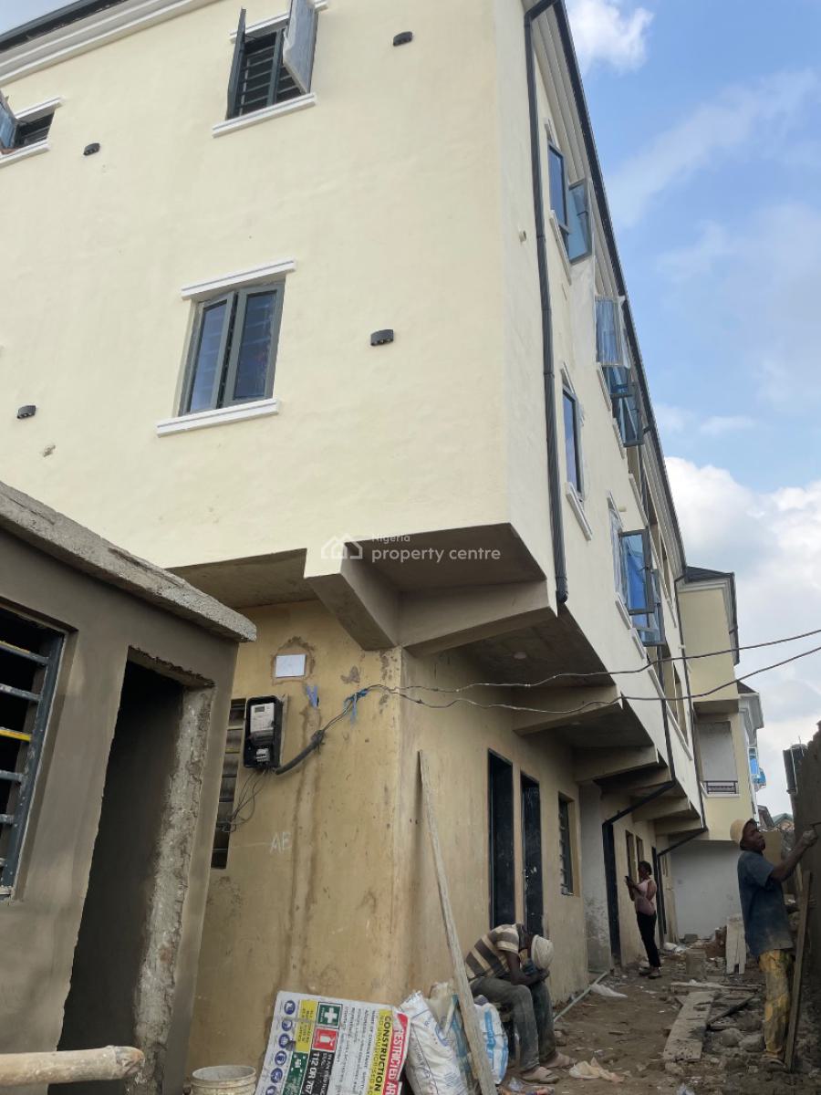 2 Bedroom Flat, Off Uba Bank, Ifako, Gbagada, Lagos, Flat / Apartment for Sale
