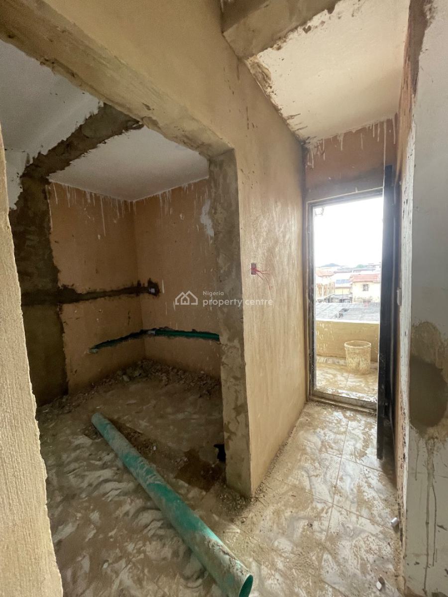 2 Bedroom Flat, Off Uba Bank, Ifako, Gbagada, Lagos, Flat / Apartment for Sale