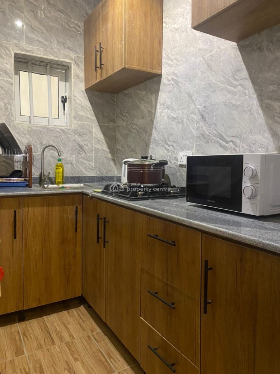 1 Bedroom Apartment, Lugbe District, Abuja, Flat / Apartment Short Let
