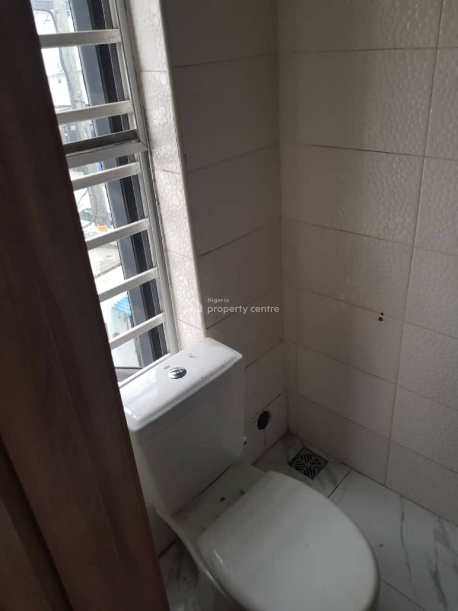 Well Renovated 4 Bedroom Terrace Duplex., Ikota, Lekki, Lagos, Terraced Duplex for Rent