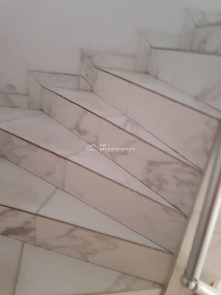 Well Renovated 4 Bedroom Terrace Duplex., Ikota, Lekki, Lagos, Terraced Duplex for Rent