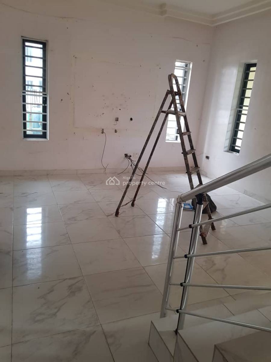 Well Renovated 4 Bedroom Terrace Duplex., Ikota, Lekki, Lagos, Terraced Duplex for Rent