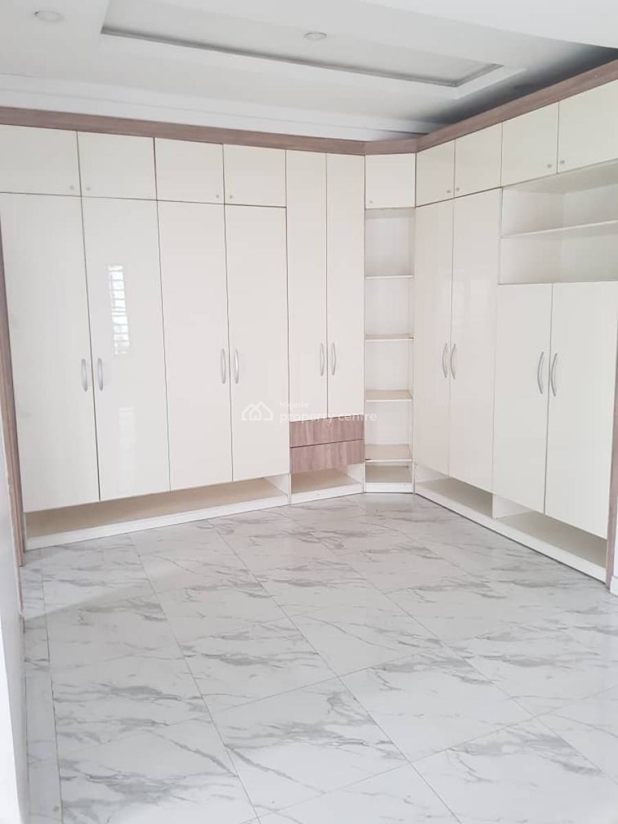 Well Renovated 4 Bedroom Terrace Duplex., Ikota, Lekki, Lagos, Terraced Duplex for Rent