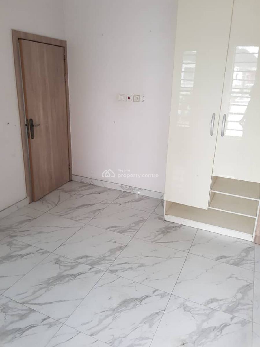 Well Renovated 4 Bedroom Terrace Duplex., Ikota, Lekki, Lagos, Terraced Duplex for Rent