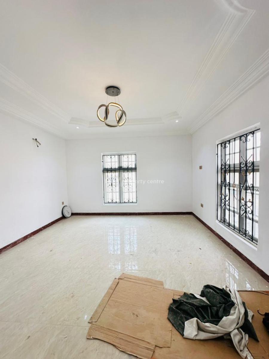 Beautifully Built 3 Bedroom Apartment (4 Units Available), Lekki Phase 1, Lekki, Lagos, Flat / Apartment for Rent