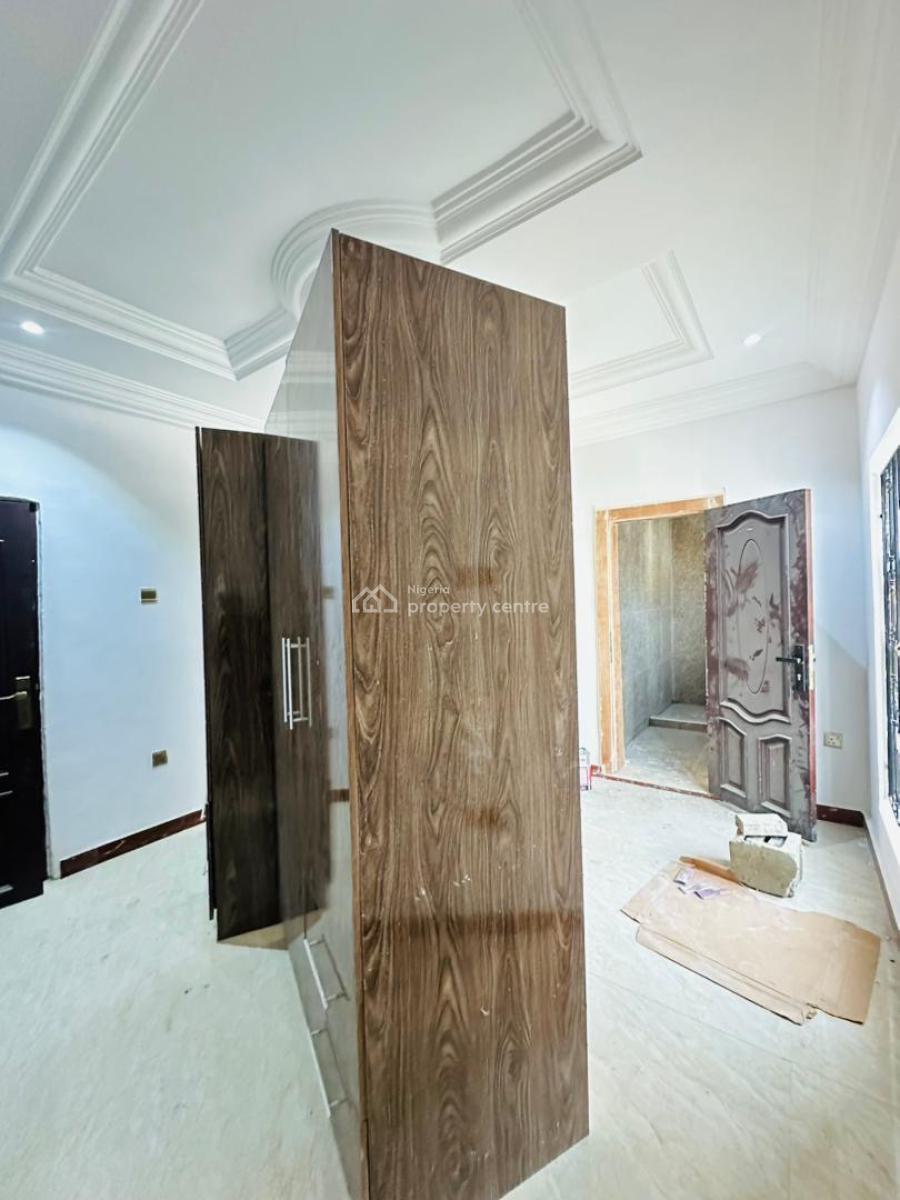 Beautifully Built 3 Bedroom Apartment (4 Units Available), Lekki Phase 1, Lekki, Lagos, Flat / Apartment for Rent