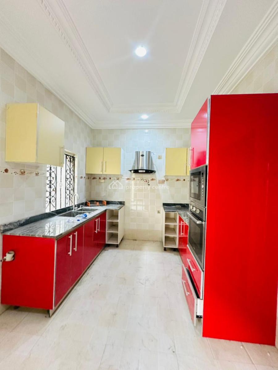 Beautifully Built 3 Bedroom Apartment (4 Units Available), Lekki Phase 1, Lekki, Lagos, Flat / Apartment for Rent