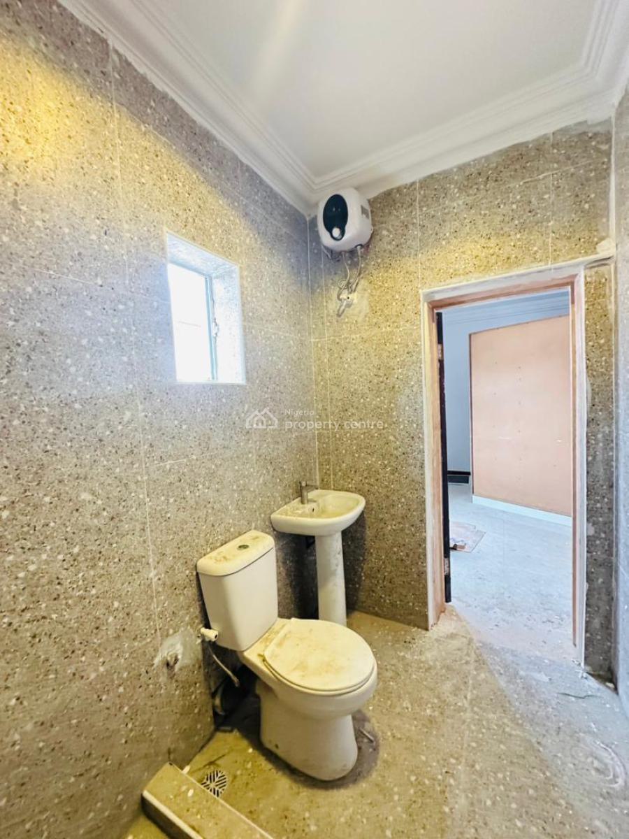 Beautifully Built 3 Bedroom Apartment (4 Units Available), Lekki Phase 1, Lekki, Lagos, Flat / Apartment for Rent