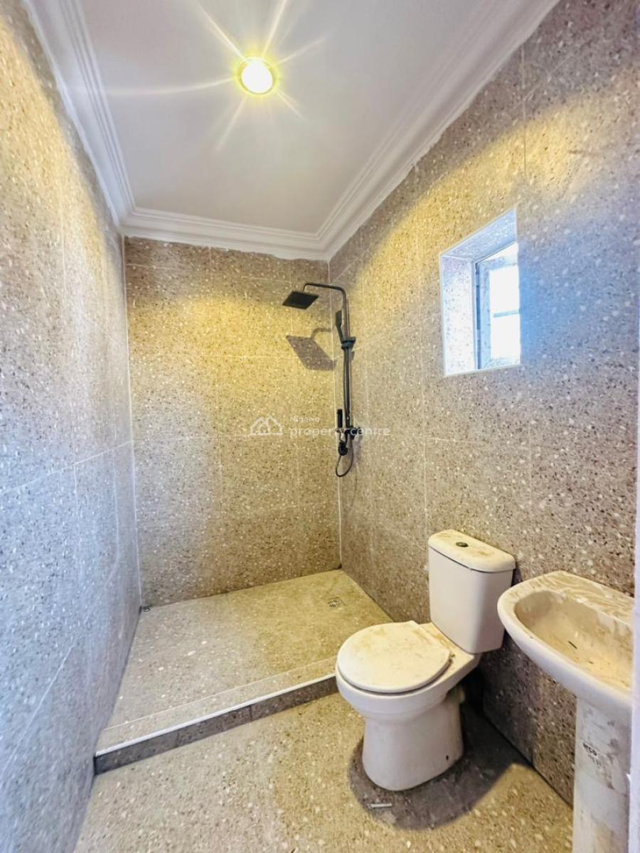 Beautifully Built 3 Bedroom Apartment (4 Units Available), Lekki Phase 1, Lekki, Lagos, Flat / Apartment for Rent