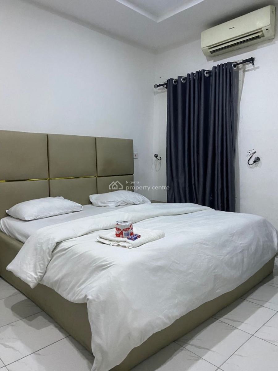 Luxury 3bedroom Apartment, Gwarinpa Estate, Gwarinpa, Abuja, Flat / Apartment Short Let