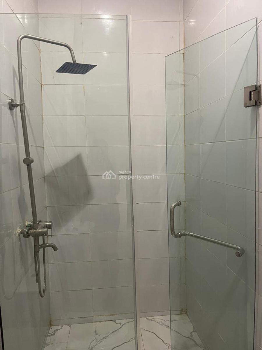 Luxury Room in a Share Duplex, Orchid Road, Lekki Phase 2, Lekki, Lagos, Self Contain (single Rooms) for Rent