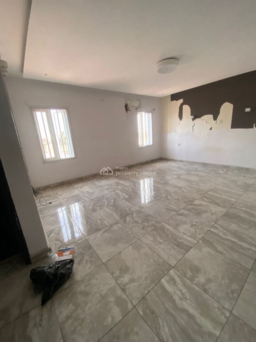 Serviced 4 Bedroom Terrace Duplex in a Serene Estate, Osapa, Lekki, Lagos, Terraced Duplex for Rent