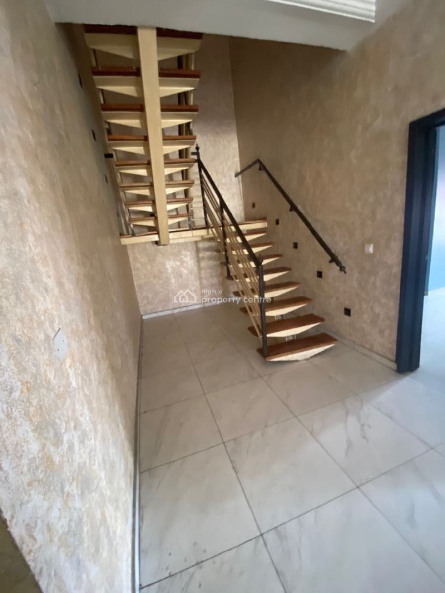 Serviced 4 Bedroom Terrace Duplex in a Serene Estate, Osapa, Lekki, Lagos, Terraced Duplex for Rent