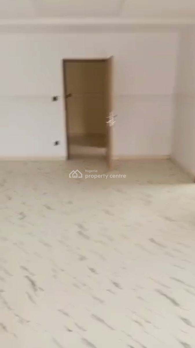 Extra Large 3 Bedroom Apartment, Via Cement Bus Stop, Mangoro, Ikeja, Lagos, Flat / Apartment for Rent