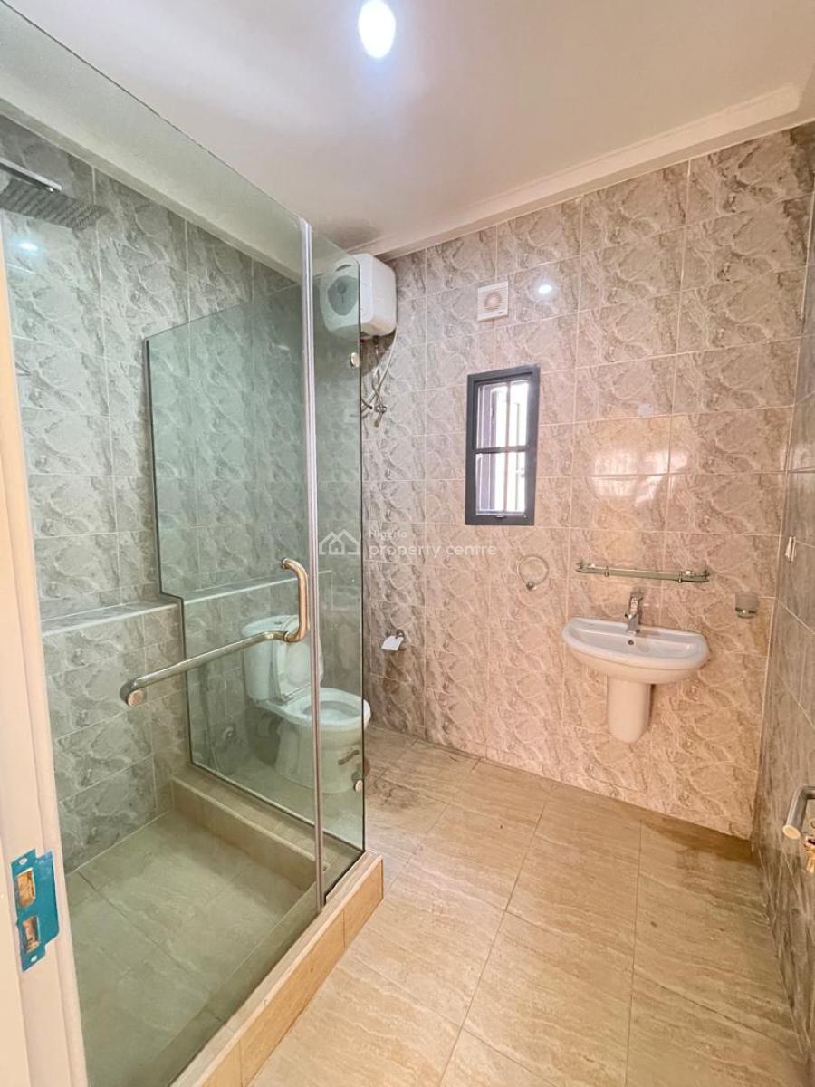 Beautifully Built 2 Bedroom Apartment, Igbo Efon, Lekki, Lagos, Flat / Apartment for Sale