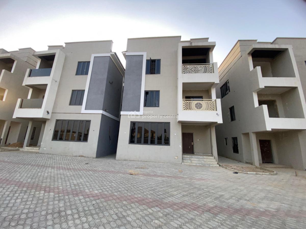 6 Bedroom Detached Duplex + Bq, Jahi, Abuja, Detached Duplex for Sale