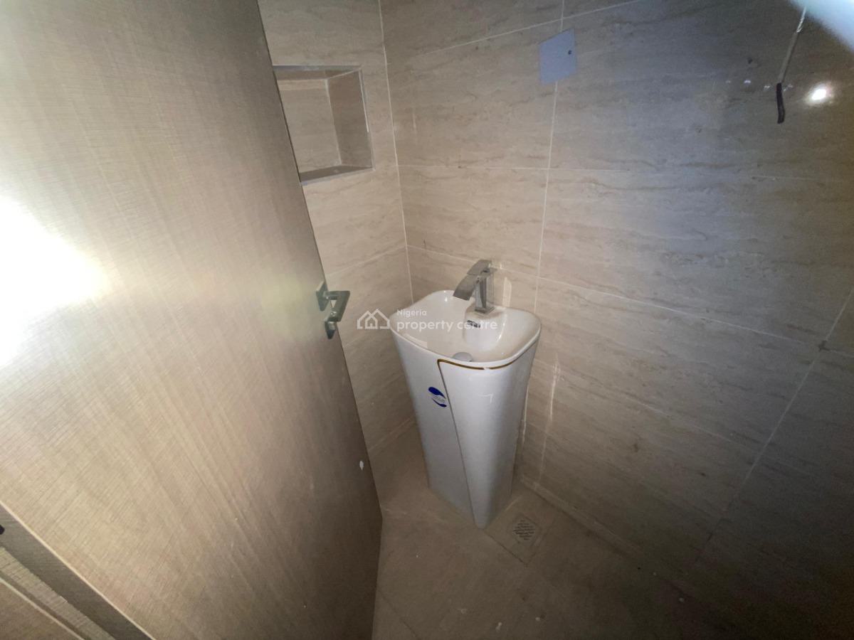 6 Bedroom Detached Duplex + Bq, Jahi, Abuja, Detached Duplex for Sale