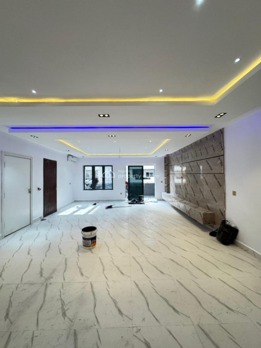 Semi Furnished 3 Bedroom Apartment, Surulere, Lagos, Flat / Apartment for Sale