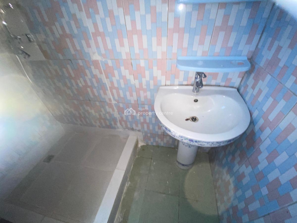 3 Bedroom + Gate House, Life Camp, Abuja, Flat / Apartment for Rent