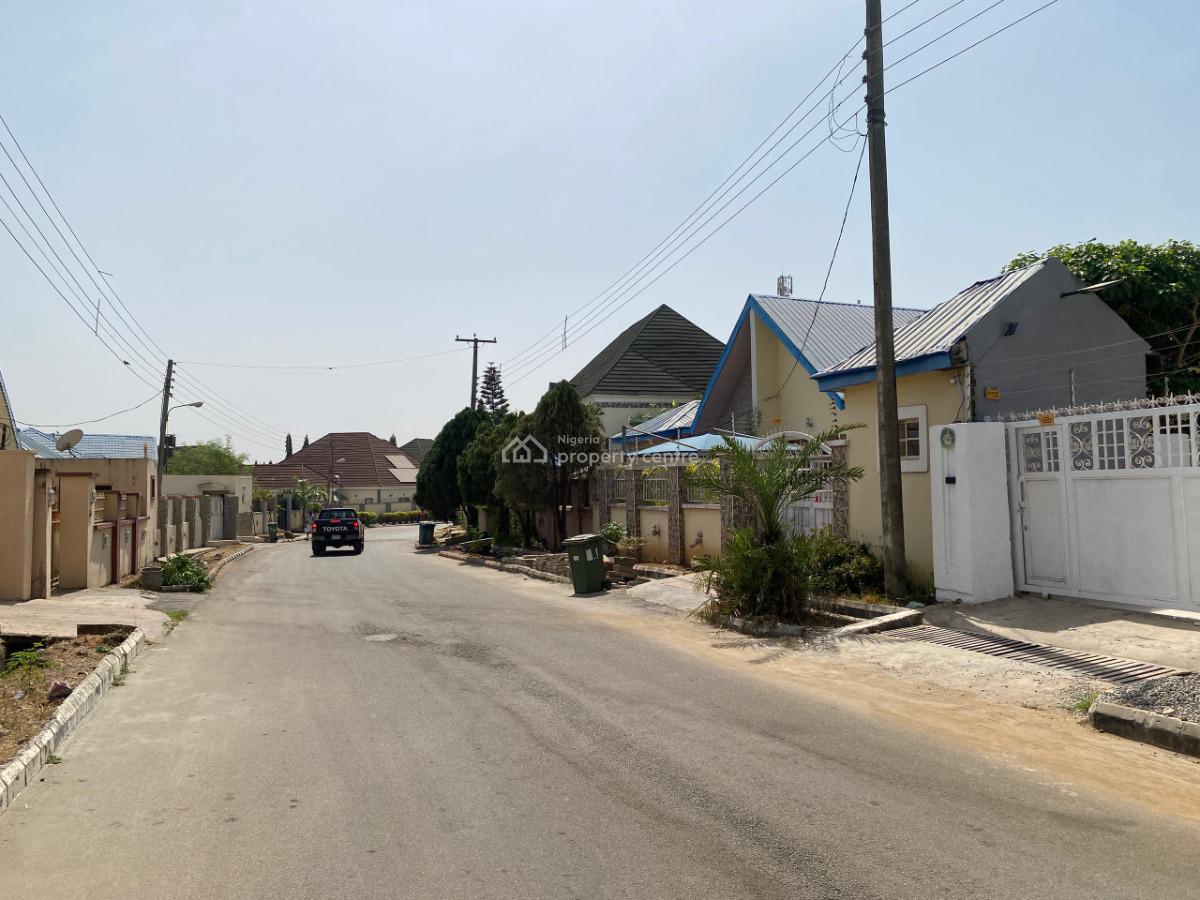 3 Bedroom + Gate House, Life Camp, Abuja, Flat / Apartment for Rent