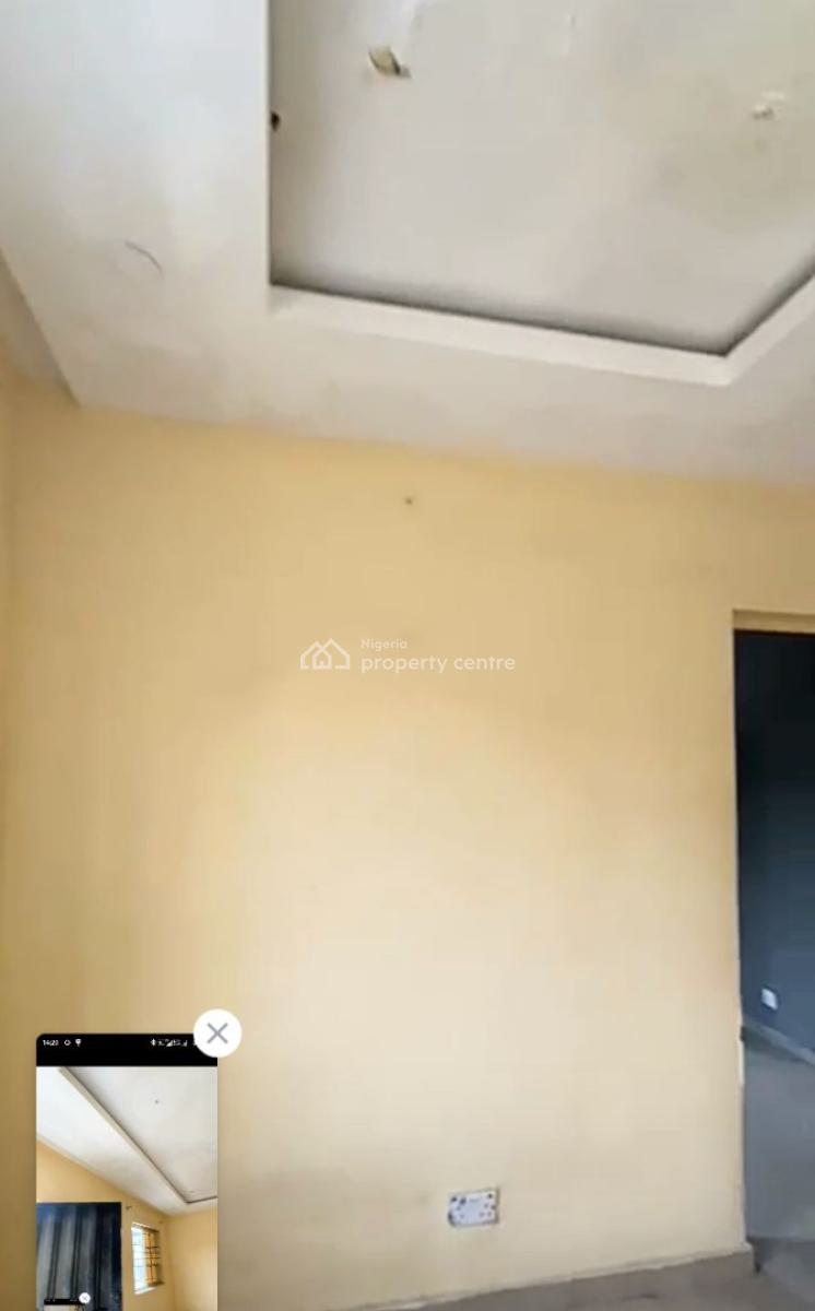 Well Maitained Spacious Mini Flat, Off Abraham Adesanya, Close to Coastal Road, Ogombo, Ajah, Lagos, Mini Flat (room and Parlour) for Rent