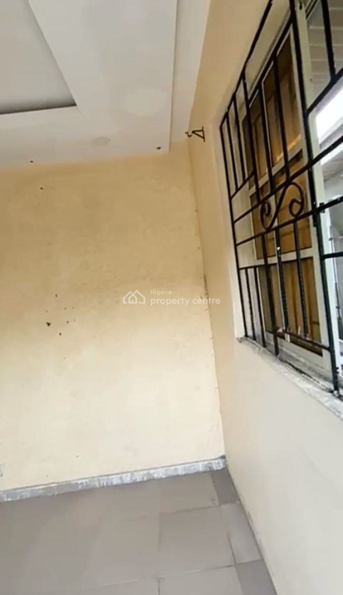 Well Maitained Spacious Mini Flat, Off Abraham Adesanya, Close to Coastal Road, Ogombo, Ajah, Lagos, Mini Flat (room and Parlour) for Rent