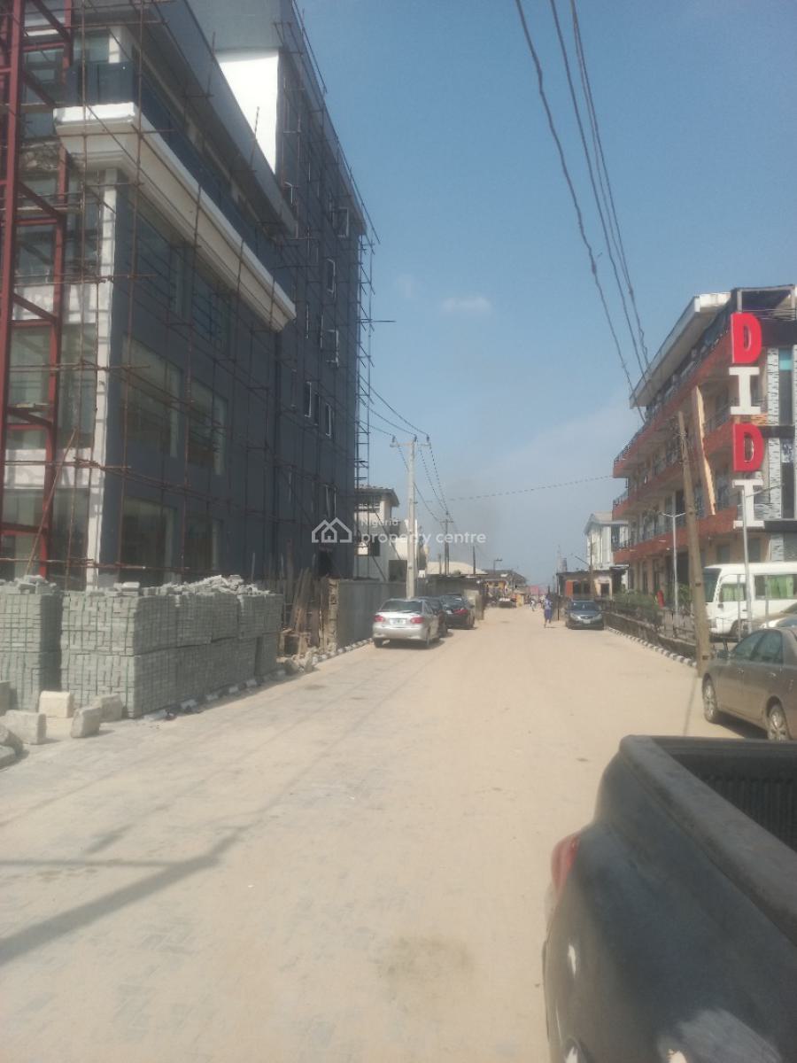 Land Inside a Lovely Secure Estate, Corner Estate By Didi Mall Opposite Shoprite, Sangotedo, Ajah, Lagos, Residential Land for Rent