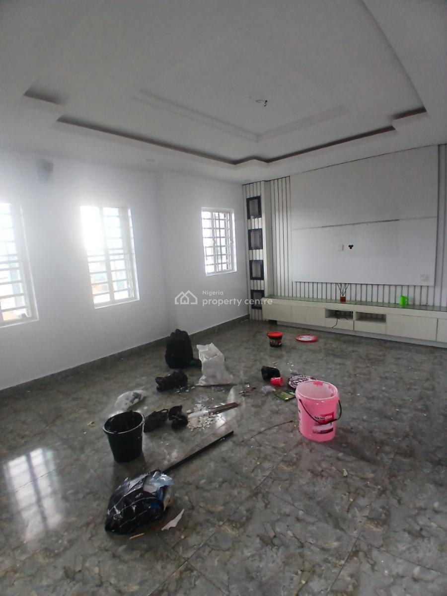 Fantastic 3 Bedroom Apartment, Ogombo Road, Abraham Adesanya, Lekki Phase 2, Lekki, Lagos, Flat / Apartment for Rent